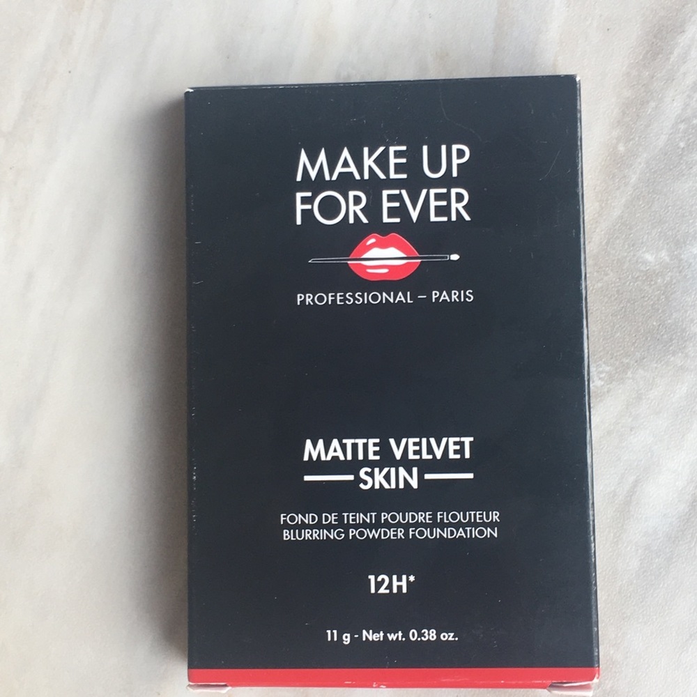 Makeup Forever R410 Matte Velvet Powder Foundation - Picture 4 of 7